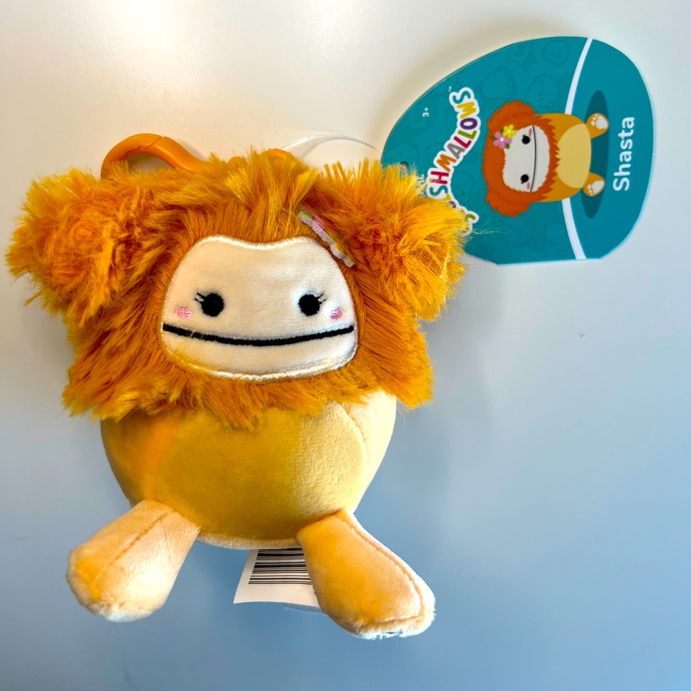Shasta the Bigfoot Squishmallow Clip